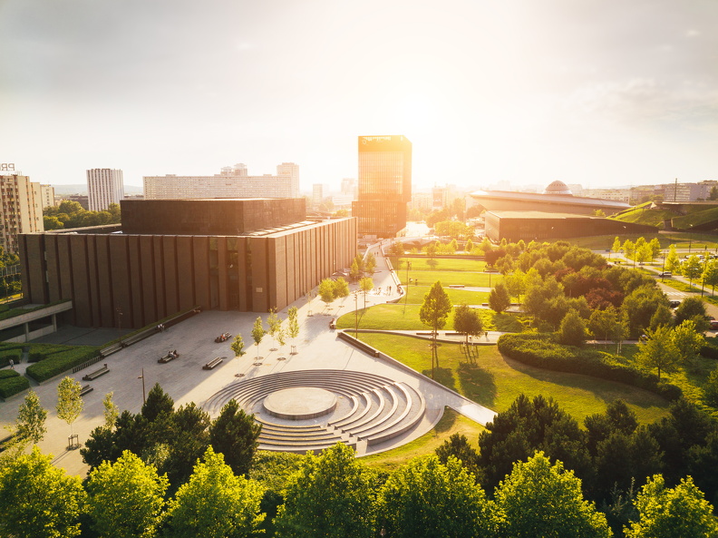 226185431_Katowice_Strefa_Kultury.jpg